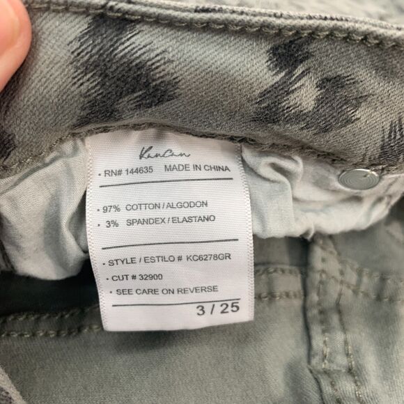 KanCan Animal Print Pants Womens 25 Gray Raw Slant Hem Mid Rise Stretch Pockets - Picture 11 of 13